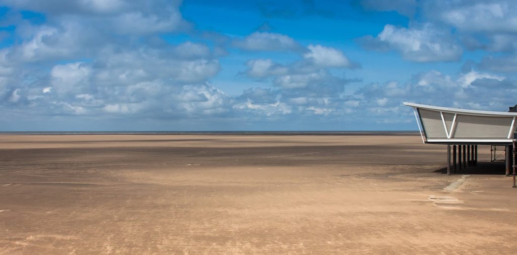 a picture of the beach at southport
